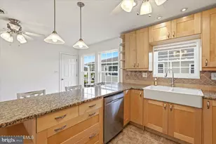 8 Seville Pl, Toms River, NJ 08757 - Photo 11