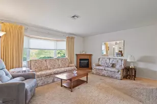 355 Dorchester Dr, Lakewood, NJ 08701 - Photo 7