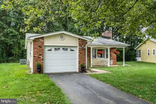 167 Courtshire Dr, Brick, NJ 08723 - Photo 3