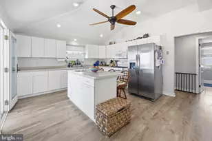 2011 Sunset Ave, Surf City, NJ 08008 - Photo 9