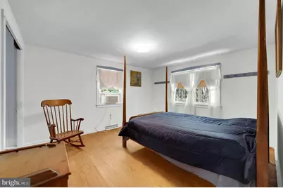 809 W Bay Avenue, Barnegat, NJ 08005 - Photo 13