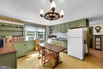 809 W Bay Avenue, Barnegat, NJ 08005 - Photo 7