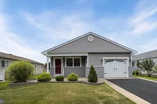 25 Vail St, Toms River, NJ 08757 - Photo 1
