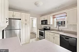 65 Norwalk Ave, Manchester Township, NJ 08759 - Photo 9