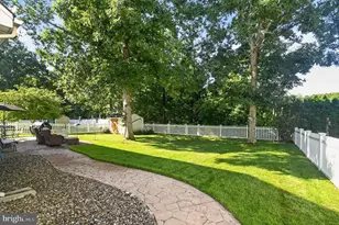 105 Hollow Oak Ln, Manahawkin, NJ 08050 - Photo 27