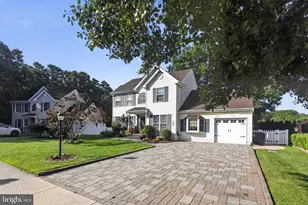 105 Hollow Oak Ln, Manahawkin, NJ 08050 - Photo 1