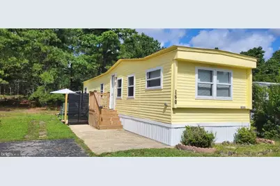 160 Chestnut Dr, Barnegat, NJ 08005 - Photo 1