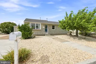 134 E Potomac Dr, Little Egg Harbor, NJ 08087 - Photo 3