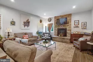 27 Portsmouth Ln, Tuckerton, NJ 08087 - Photo 11
