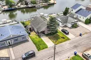17 W Sail Dr, Mystic Islands, NJ 08087 - Photo 35