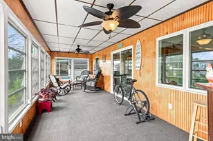 17 W Sail Dr, Mystic Islands, NJ 08087 - Photo 15