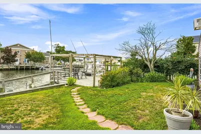 17 W Sail Drive, Mystic Islands, NJ 08087 - Photo 23
