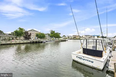 17 W Sail Drive, Mystic Islands, NJ 08087 - Photo 31