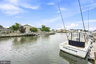 17 W Sail Dr, Mystic Islands, NJ 08087 - Photo 31