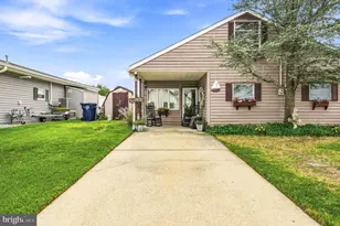 17 W Sail Dr, Mystic Islands, NJ 08087 - Photo 11