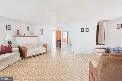 108 E 20th Street, Ship Bottom, NJ 08008 - Photo 9