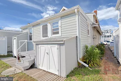 108 E 20th Street, Ship Bottom, NJ 08008 - Photo 5