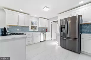 629 W Commodore Blvd W, Jackson, NJ 08527 - Photo 11