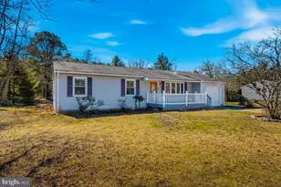 629 W Commodore Blvd W, Jackson, NJ 08527 - Photo 1