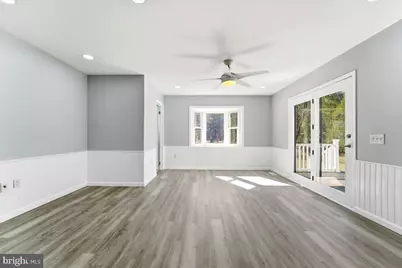 629 W Commodore Boulevard W, Jackson, NJ 08527 - Photo 15