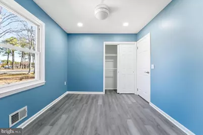 629 W Commodore Boulevard W, Jackson, NJ 08527 - Photo 23