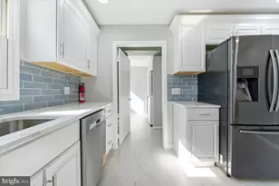 629 W Commodore Blvd W, Jackson, NJ 08527 - Photo 27