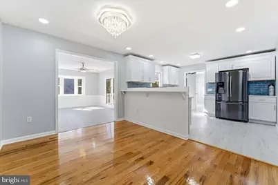 629 W Commodore Boulevard W, Jackson, NJ 08527 - Photo 9