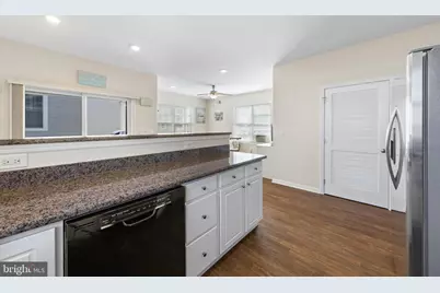 264 Morris Boulevard, Manahawkin, NJ 08050 - Photo 35