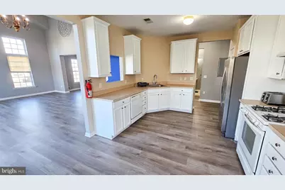 51 Farrah Drive #1611, Manahawkin, NJ 08050 - Photo 9