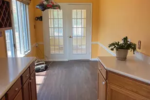 40 Sycamore Rd, Manahawkin, NJ 08050 - Photo 5