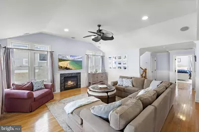 42 N 20th Street E, Surf City, NJ 08008 - Photo 9