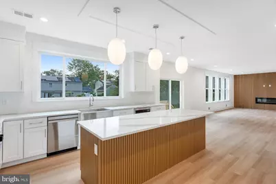 327 Arlington Avenue N, Berkeley, NJ 08721 - Photo 7