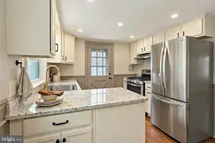 9 Hedge St, Toms River, NJ 08753 - Photo 17