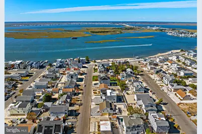 327 W 16th Street, Ship Bottom, NJ 08008 - Photo 57