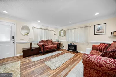 115 Swan Boulevard, Toms River, NJ 08753 - Photo 9