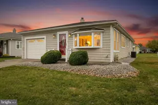 20 Corinth Pl, Berkeley, NJ 08757 - Photo 1