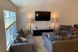 139 Gregory Ln, Franklin Park, NJ 08823 - Photo 5