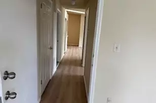 205 Rachel Ct, Franklin Park, NJ 08823 - Photo 3