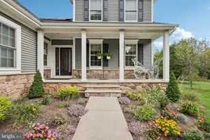 28 Bedford Dr, Montgomery Township, NJ 08558 - Photo 5