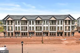 112 Village Dr, Montgomery Township, NJ 08558 - Photo 3