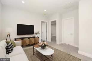 112 Village Dr, Montgomery Township, NJ 08558 - Photo 15