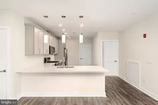 110 Village Dr, Montgomery Township, NJ 08558 - Photo 15