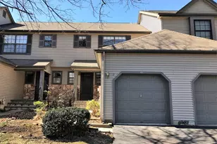 12 Manor Dr, Princeton, NJ 08540 - Photo 1