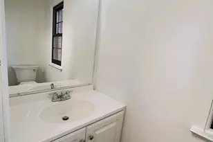 1 Lyon Ln, Franklin Park, NJ 08823 - Photo 9