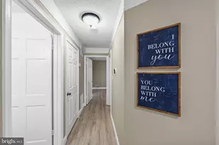 139 Rachel Ct, Franklin Park, NJ 08823 - Photo 9