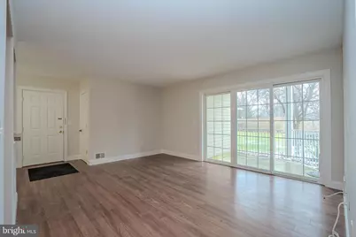 22 Amberly Court, Franklin Park, NJ 08823 - Photo 5