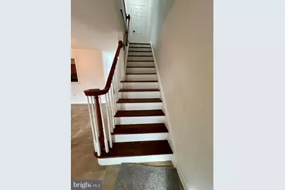 402 Windsor Court, Hillsborough Township, NJ 08844 - Photo 17