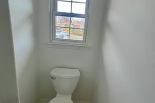 402 Windsor Ct, Hillsborough Township, NJ 08844 - Photo 19