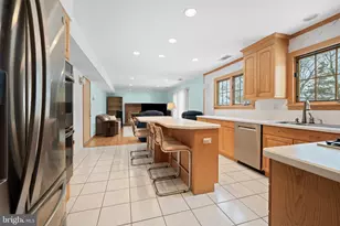 8 Liberty Ln, Franklin Township, NJ 08873 - Photo 13