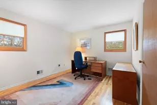 8 Liberty Ln, Franklin Township, NJ 08873 - Photo 23